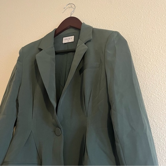 RNWY Mel Blazer Dress in Green Size Medium / US 6 - Picture 5 of 12